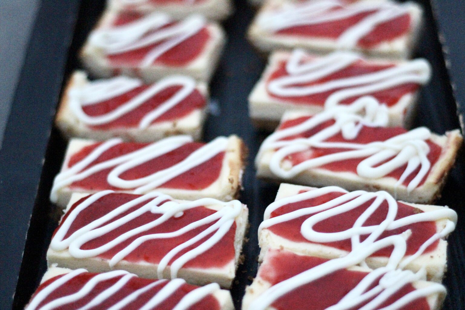 Philadelphia Cheesecake Strawberry Snack Bars Simple In The Suburbs